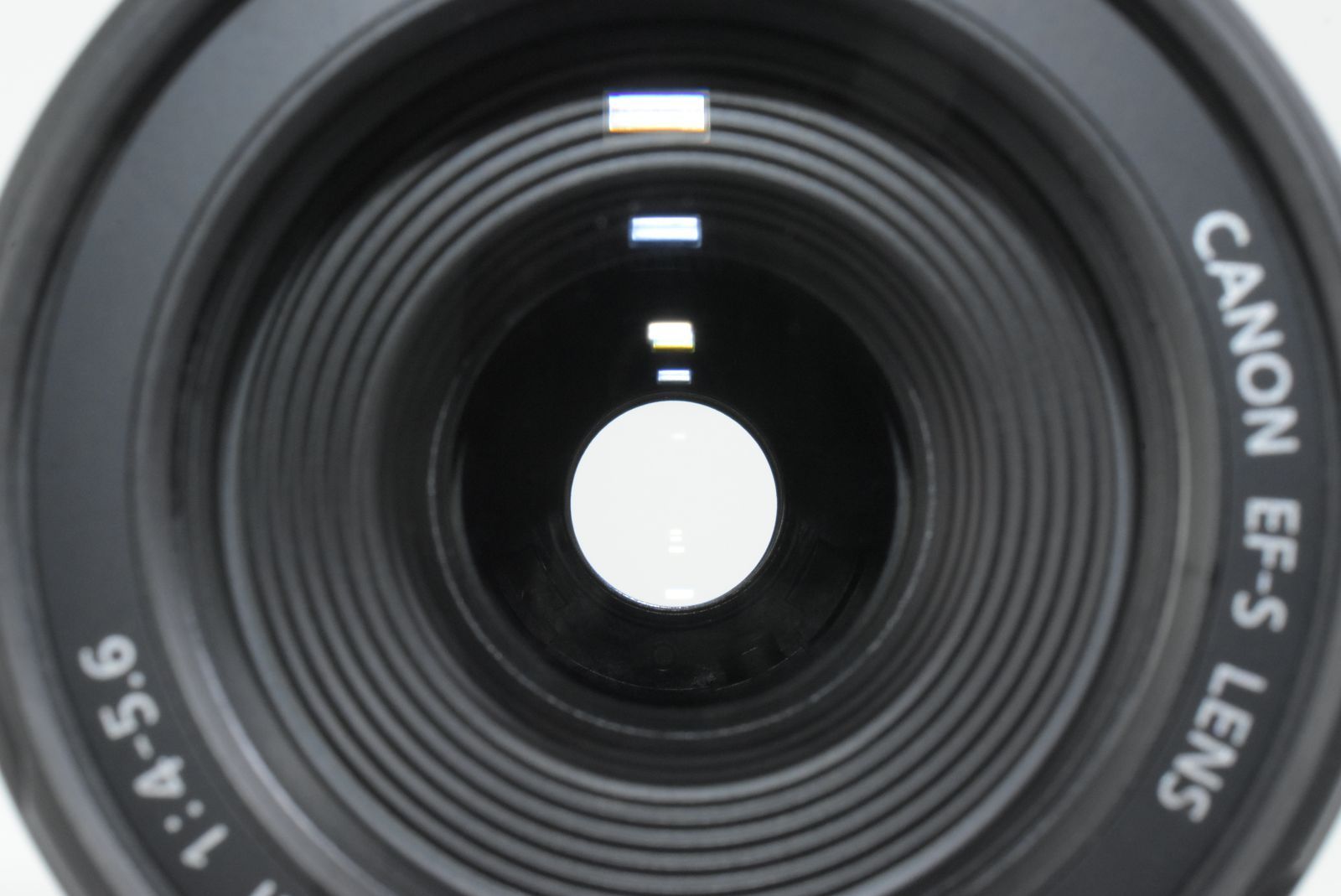 キャノン　レンズ 美品】Canon EF-S 55-250mm f/4-5.6 IS Telephoto Zoom Lens キャノン
