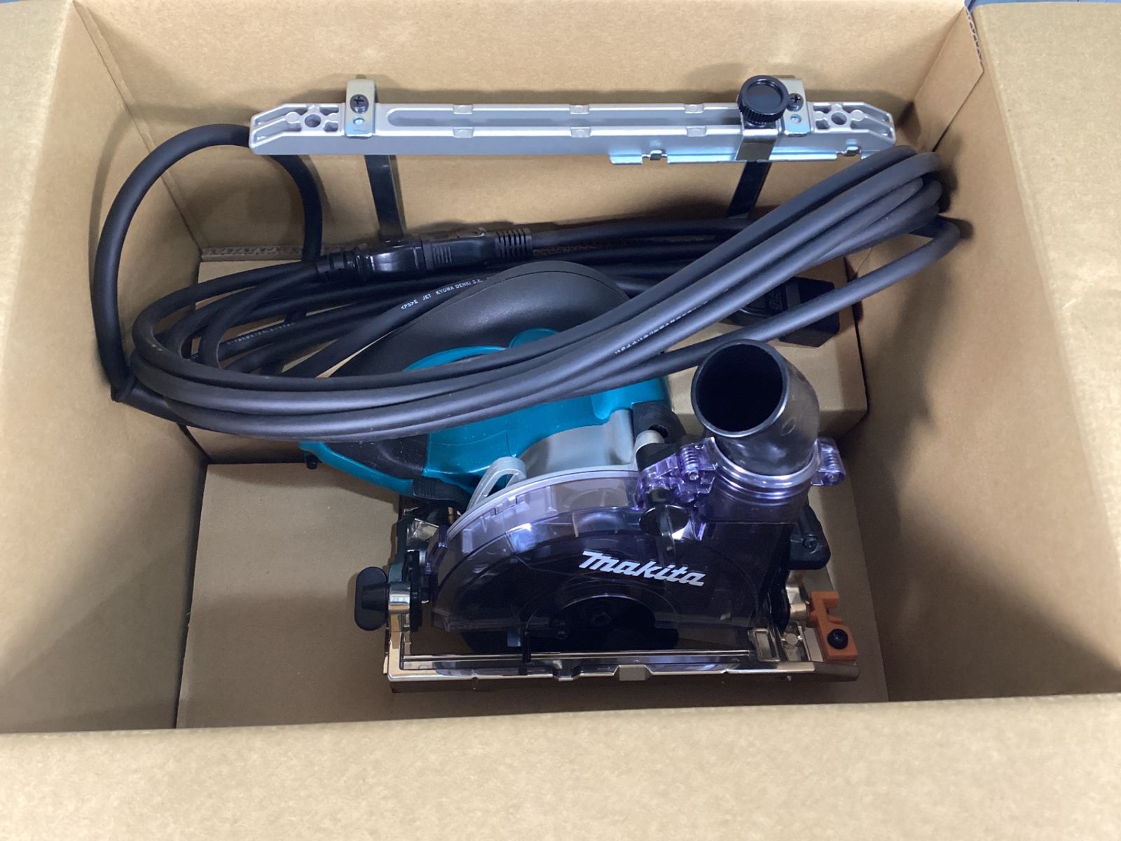 マキタ makita 125 mm防じんマルノコ 集じん機接続 チップソー別売