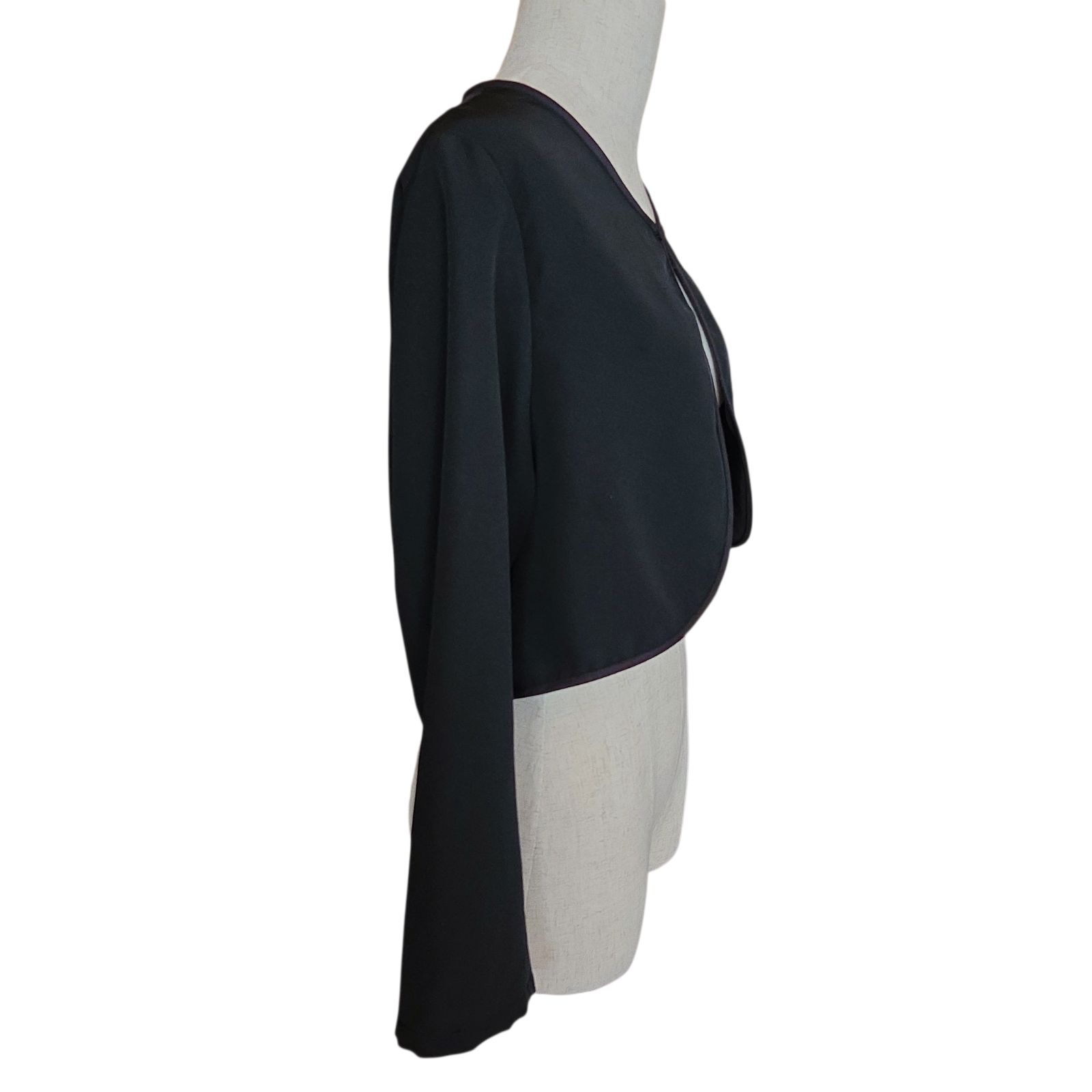 ❦Kaena❦ 着物リメイク ボレロ ショートジャケット 羽織り 黒留袖