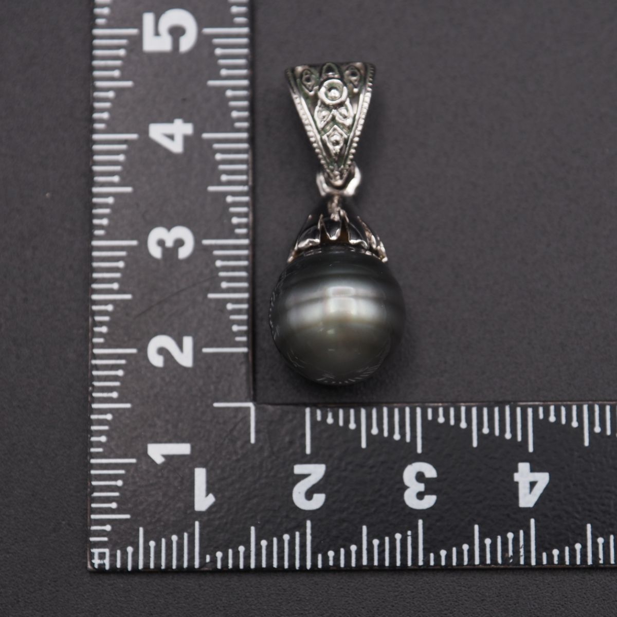 チャーム ヘッド