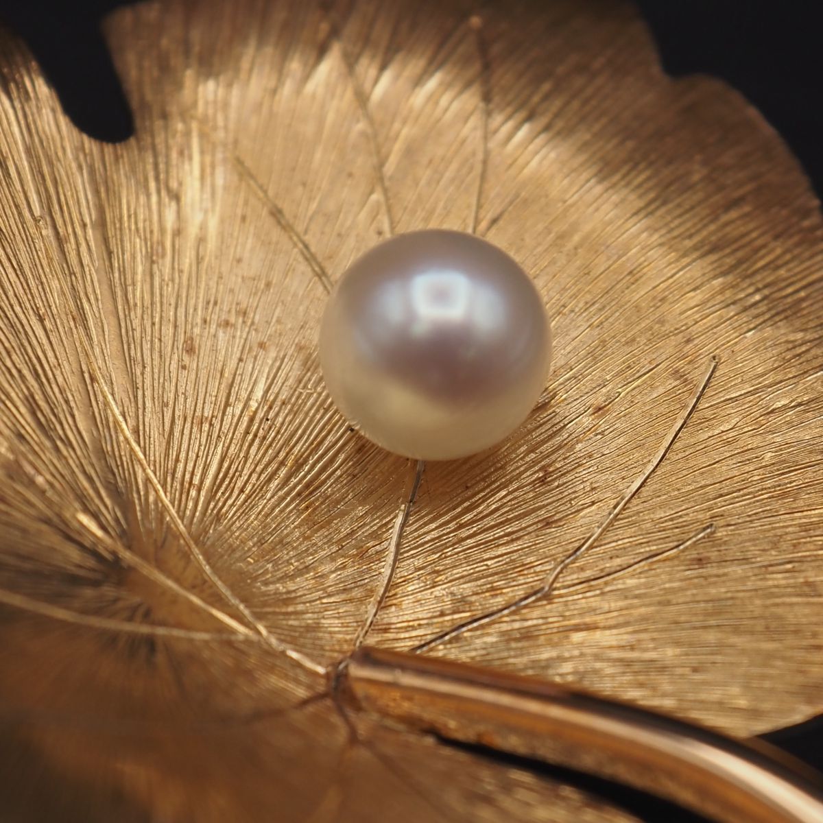 リーフ ゴールド