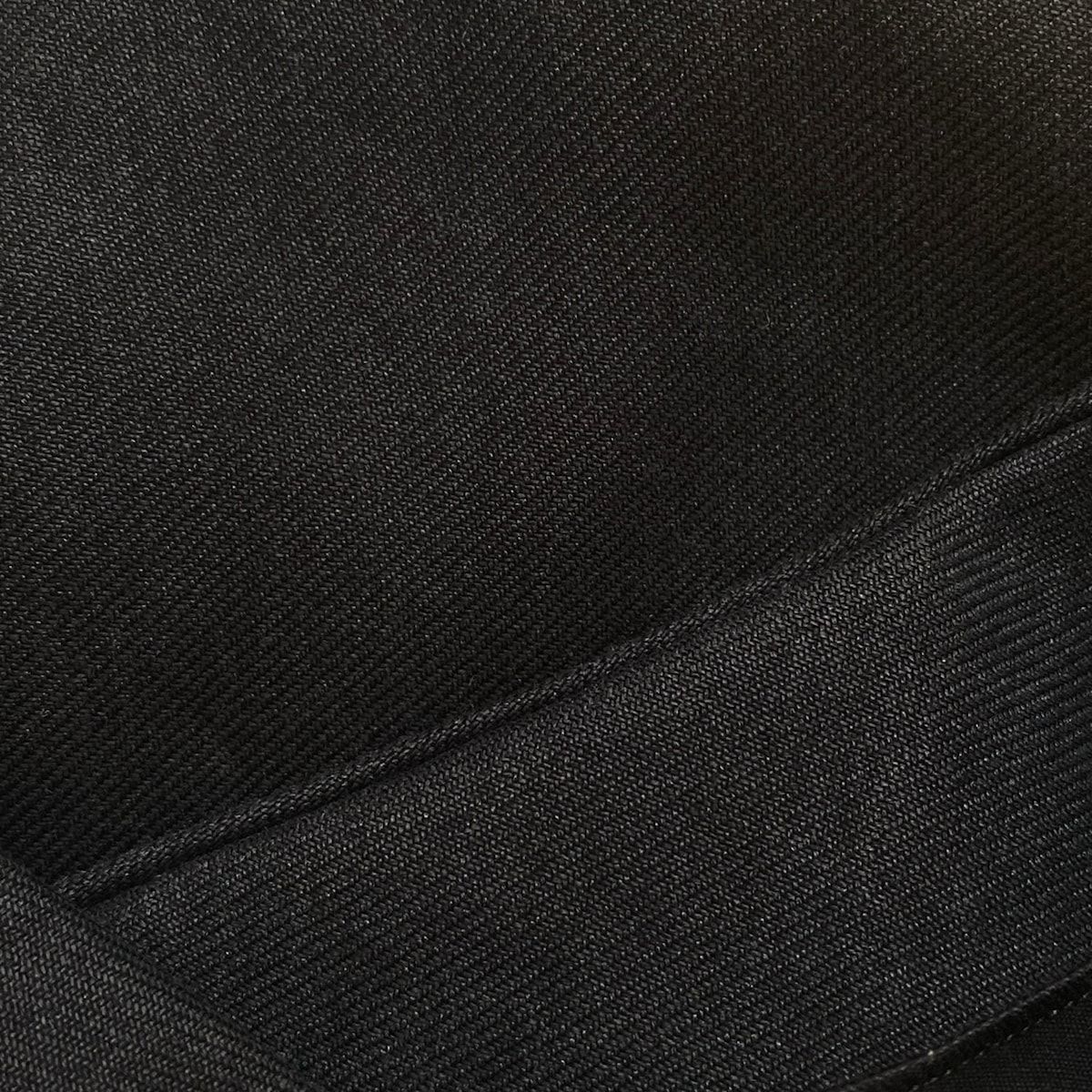 ダークグレー ノースリーブ