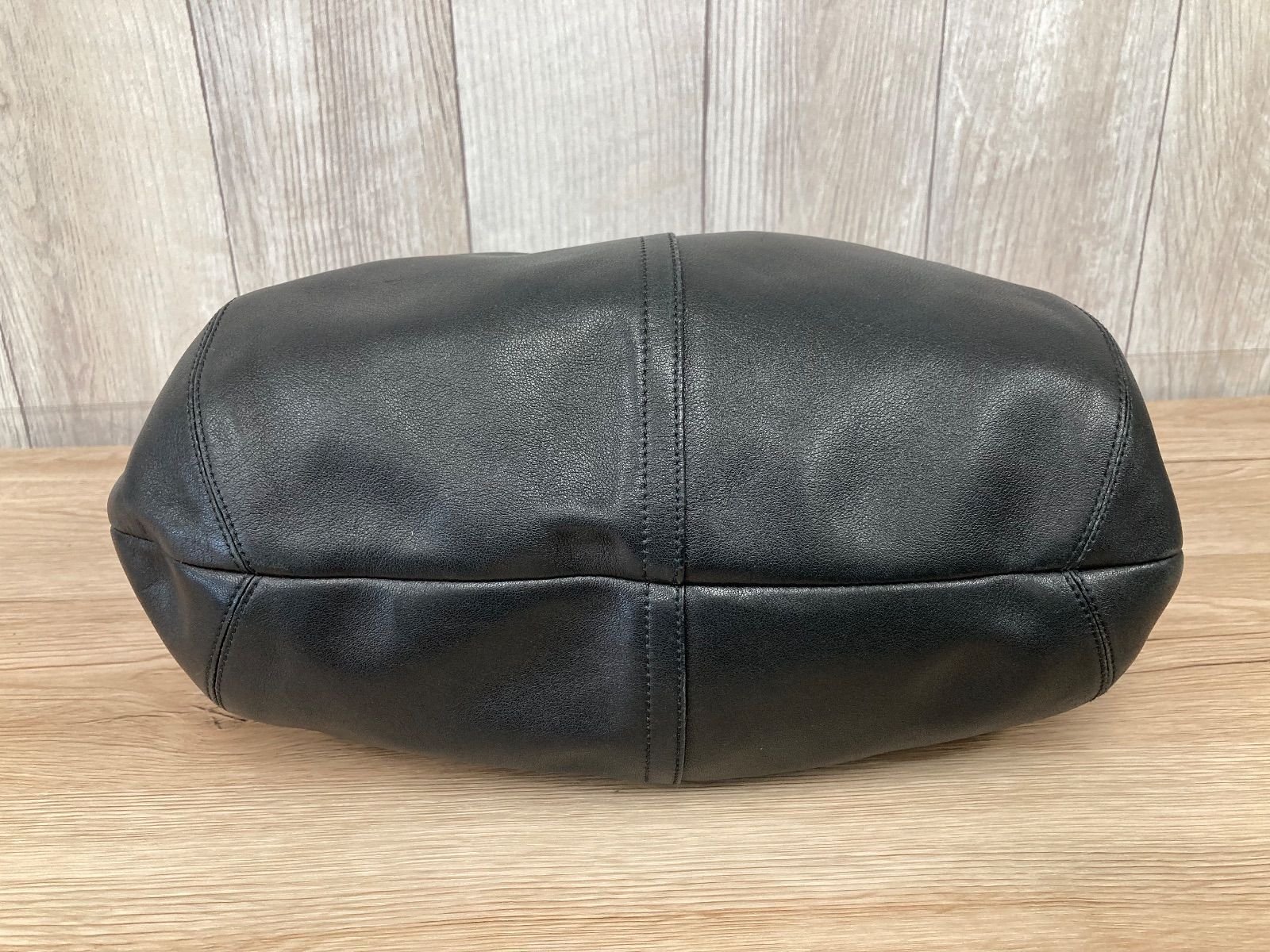 美品 COACH コーチ 9221 ワンショルダーバッグ ホーボー レザー