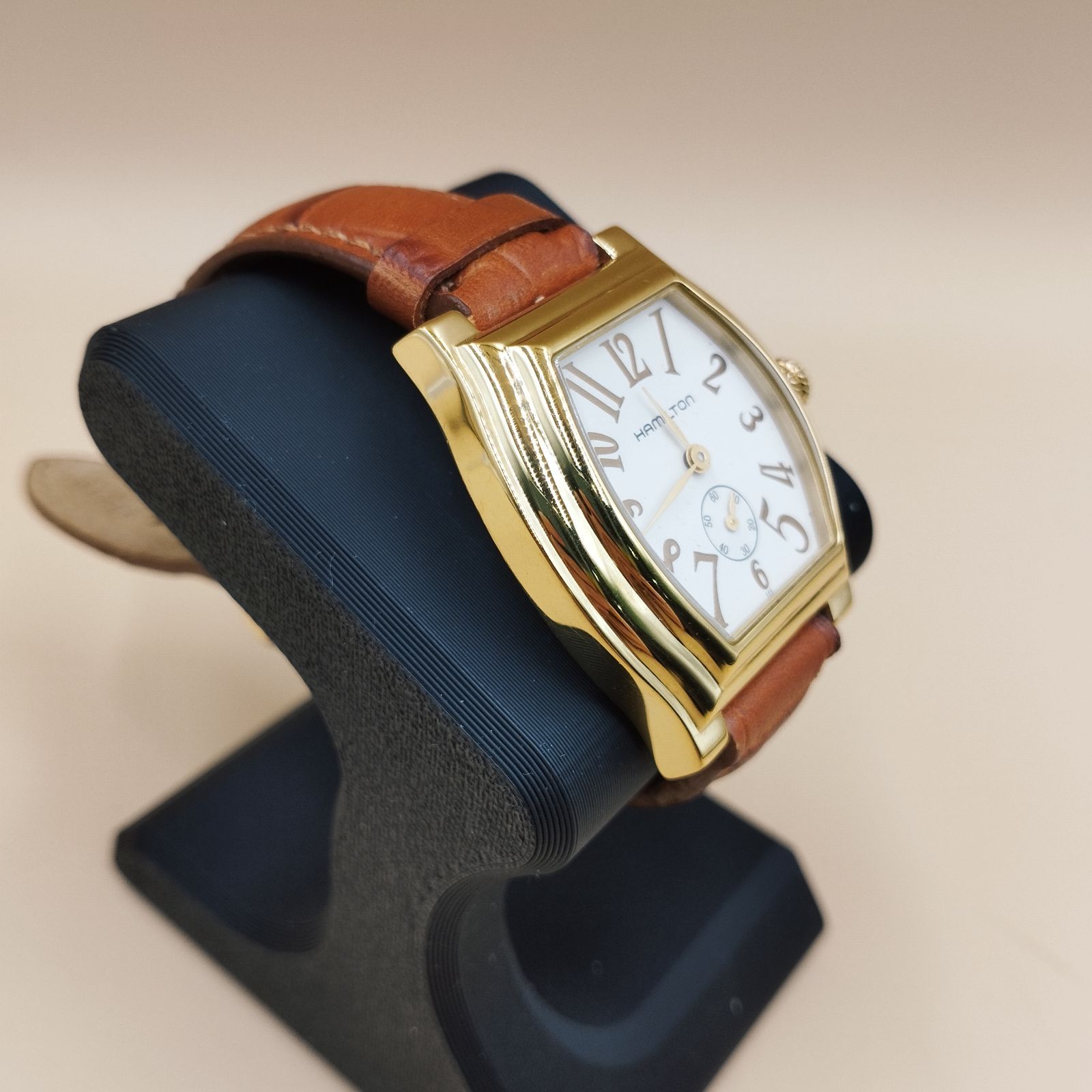 ホワイト文字盤