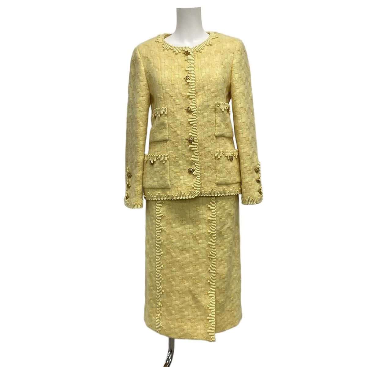 CHANEL シャネル スカートスーツ レディース - 20759 イエロー ニット ウール