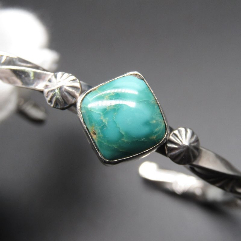 美品 Arnold Goodluck ナバホ族 バングル ターコイズ ツイスト