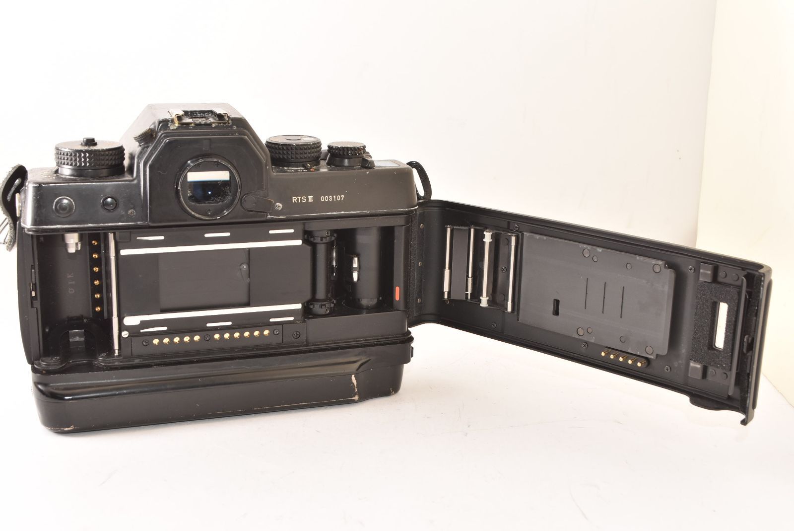 ☆ジャンク品☆ CONTAX コンタックス RTS III ボディ フィルム一眼レフ