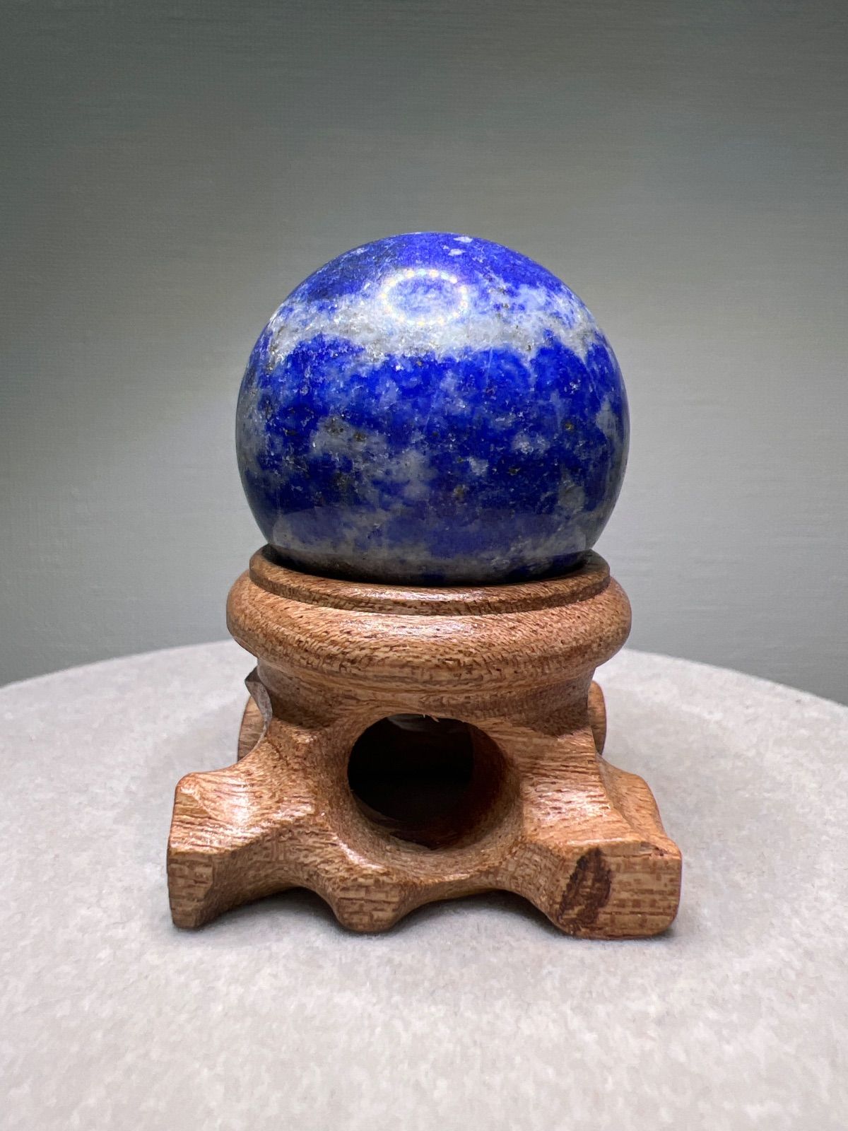 天然石 ラピスラズリ 置物 パワーストーン台座付き約31㍉ 木製台座付き