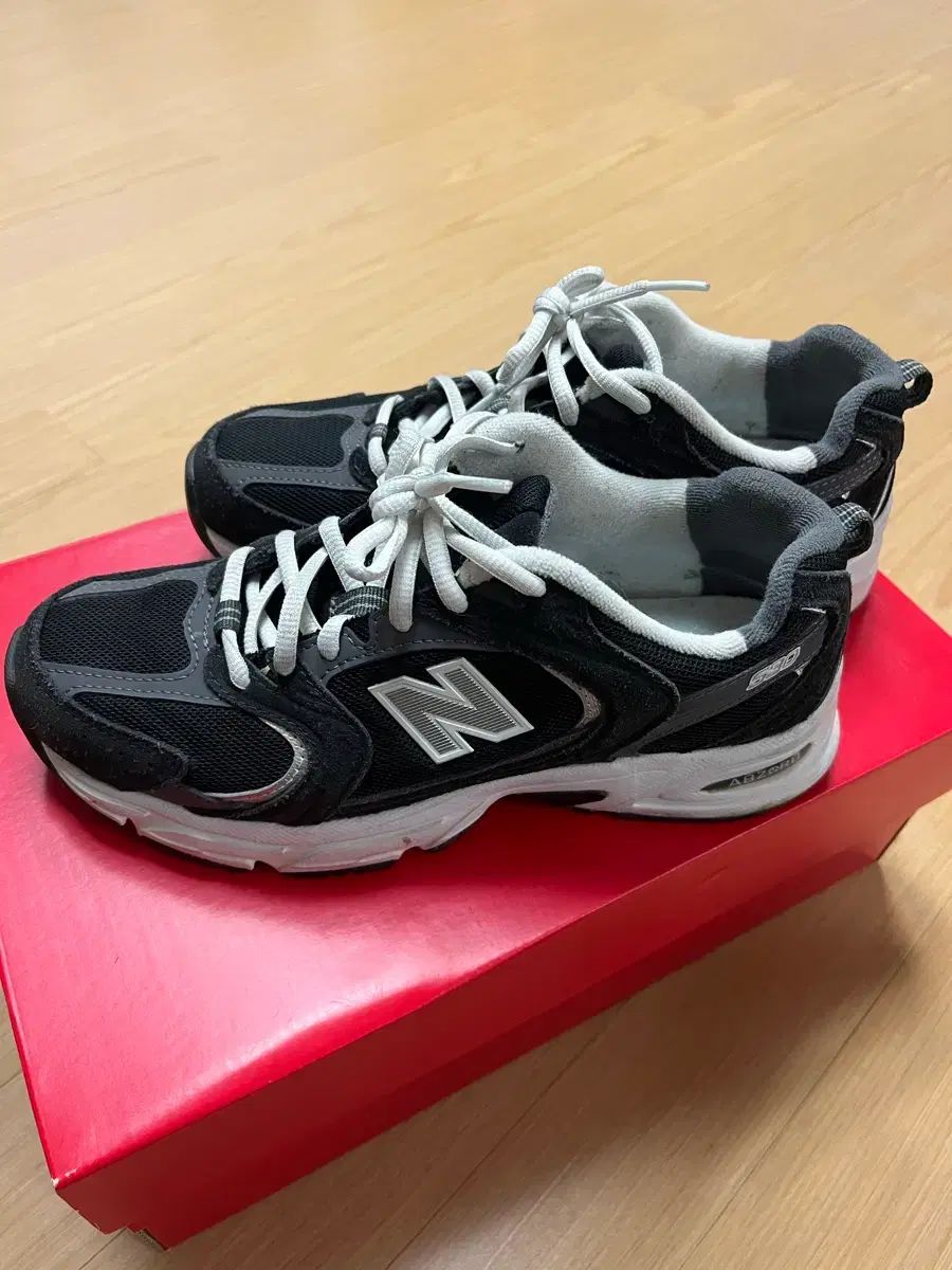 ニュー ンス MR 530 ブラック