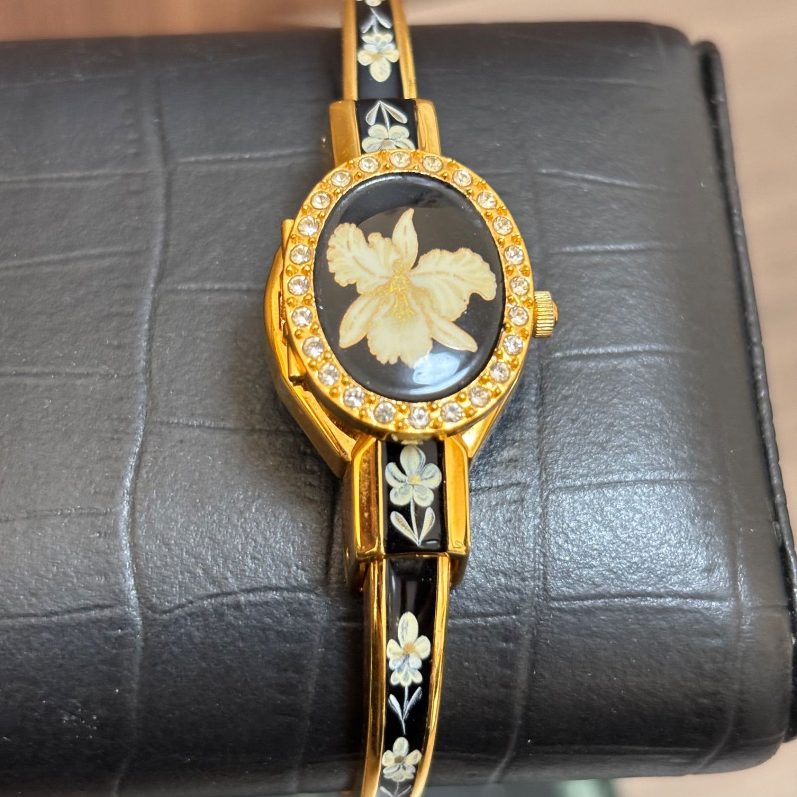 ◾︎Andre Mouche アンドレムッシュ バングルウォッチ クォーツ 稼働品 レディース