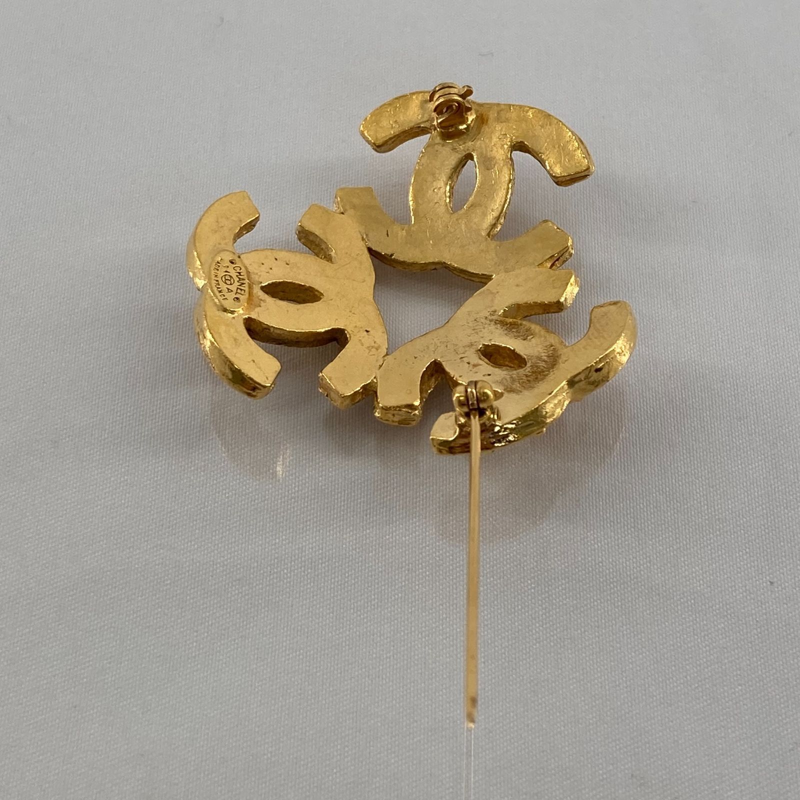 CHANEL（シャネル）ヴィンテージ トリプルココマークブローチ 94・A