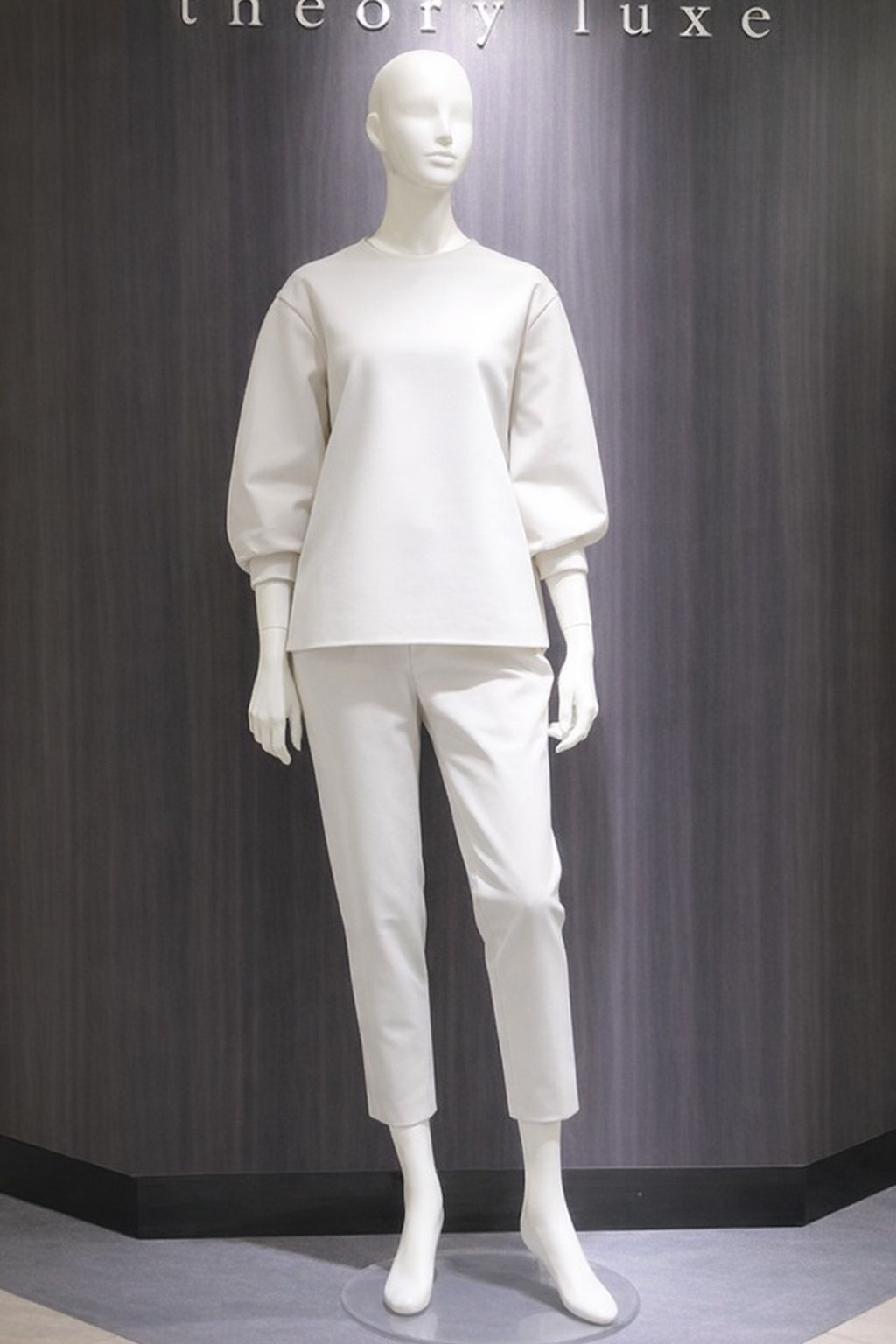 セオリーリュクス Frost Stretch olibo トップス おすすめコーディネート⑤ | セオリー四日市近鉄店のブログ