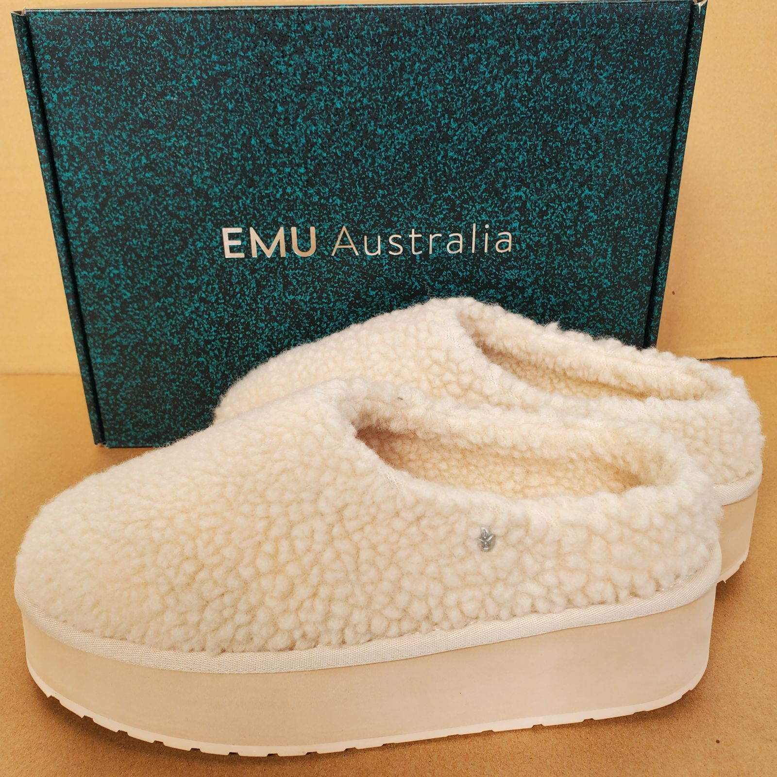 EMU Australia JOY CURLY PLT スリッポン 24㎝