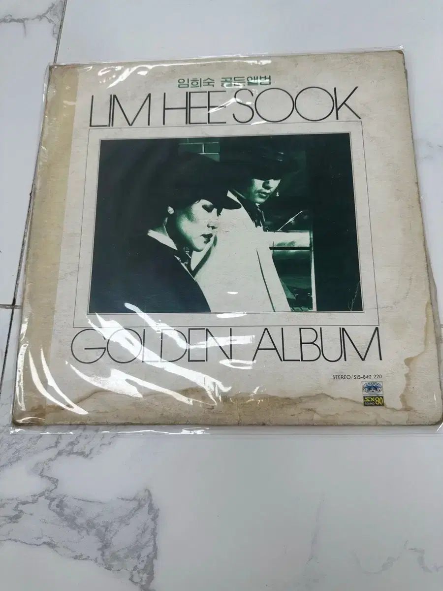 仲良しフレンズ 三角帽子うさぎ アーティストベア テディバニー 海外作家様 仲良しフレンズ 三角帽子うさぎ アーティストベア テディバニー 海外作家様