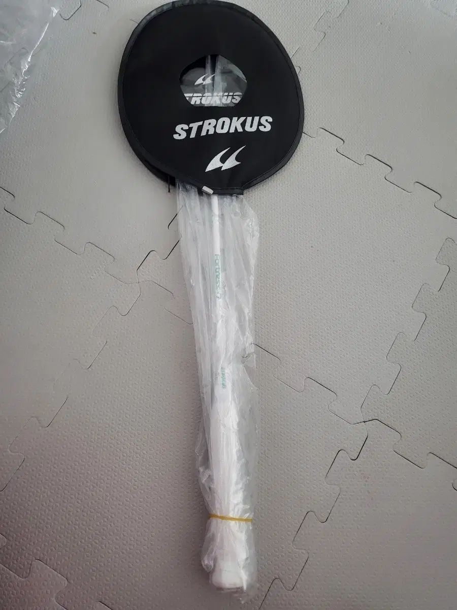 ストローカス バドミントン ラケット テトリス