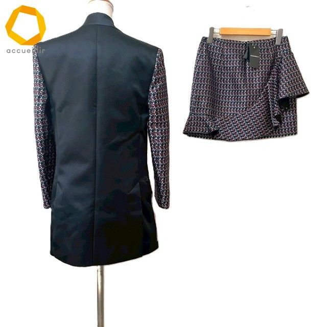 anc エンポリオアルマーニ スカートスーツ セットアップ 黒 ピンク系 ミニスカート 柄 レディース 929330