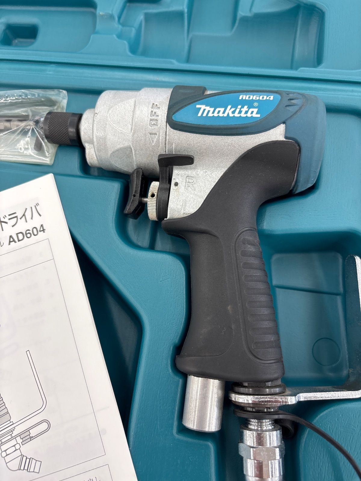 Makita マキタ エアインパクトドライバ AD 604｜ ｜店の在庫品｜ケース付