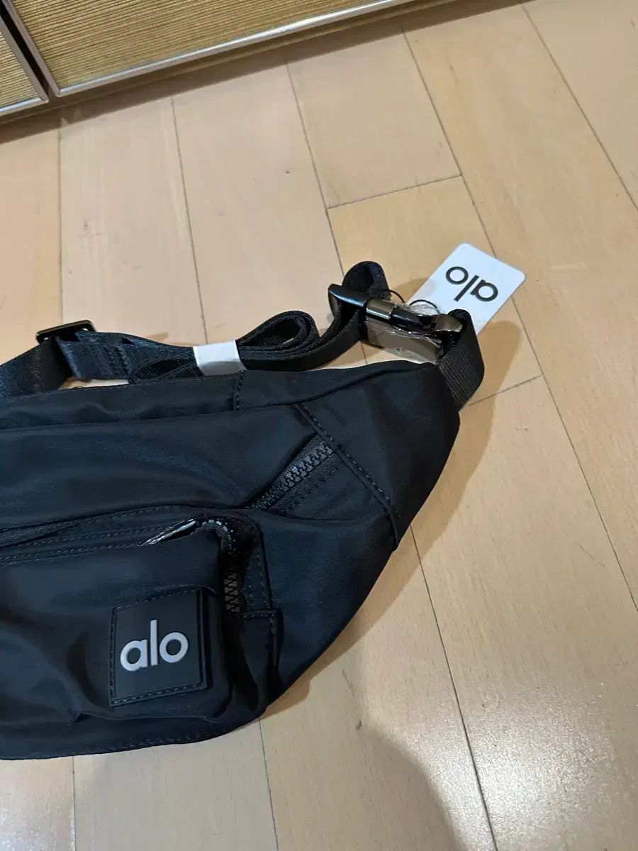 ヒップバッグ EASTPAK