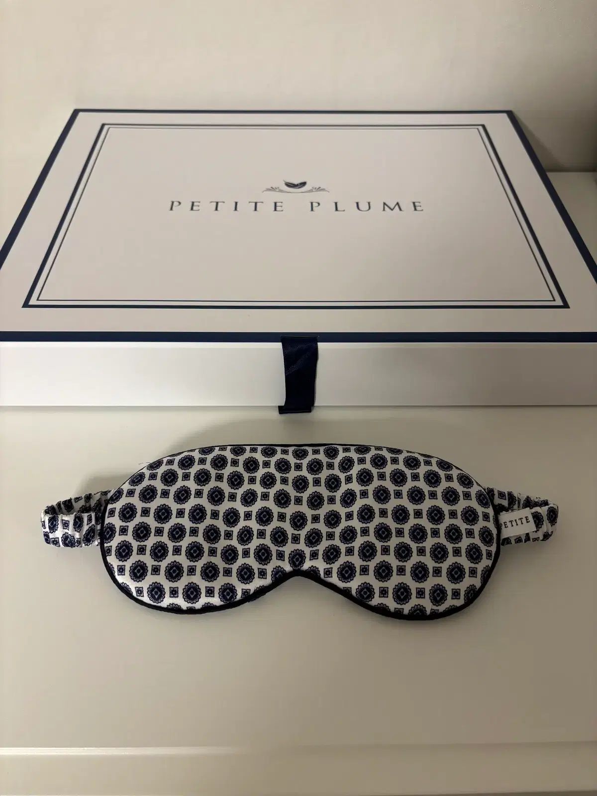 マルベリー シルク 睡眠 アイマスク Petite Plume