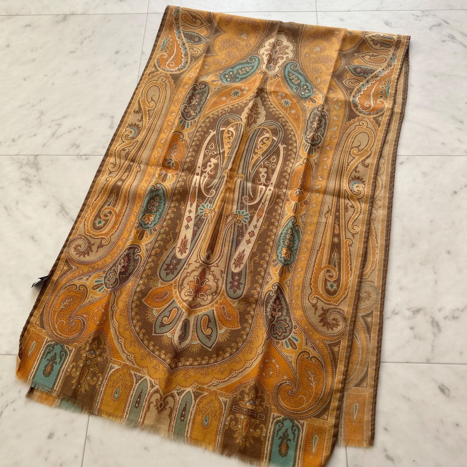 H621 美品 エトロ イタリア製 ペイズリー 大判 スカーフ レディース H621 美品 エトロ イタリア製 ペイズリー 大判 スカーフ レディース