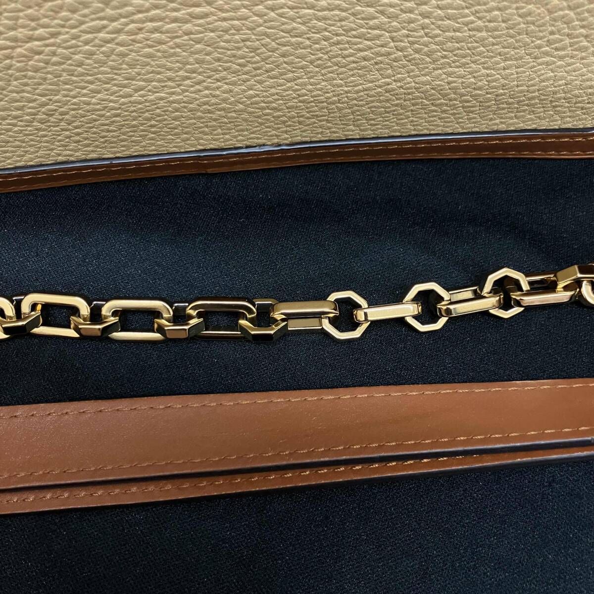 VUITTON ルイヴィトン