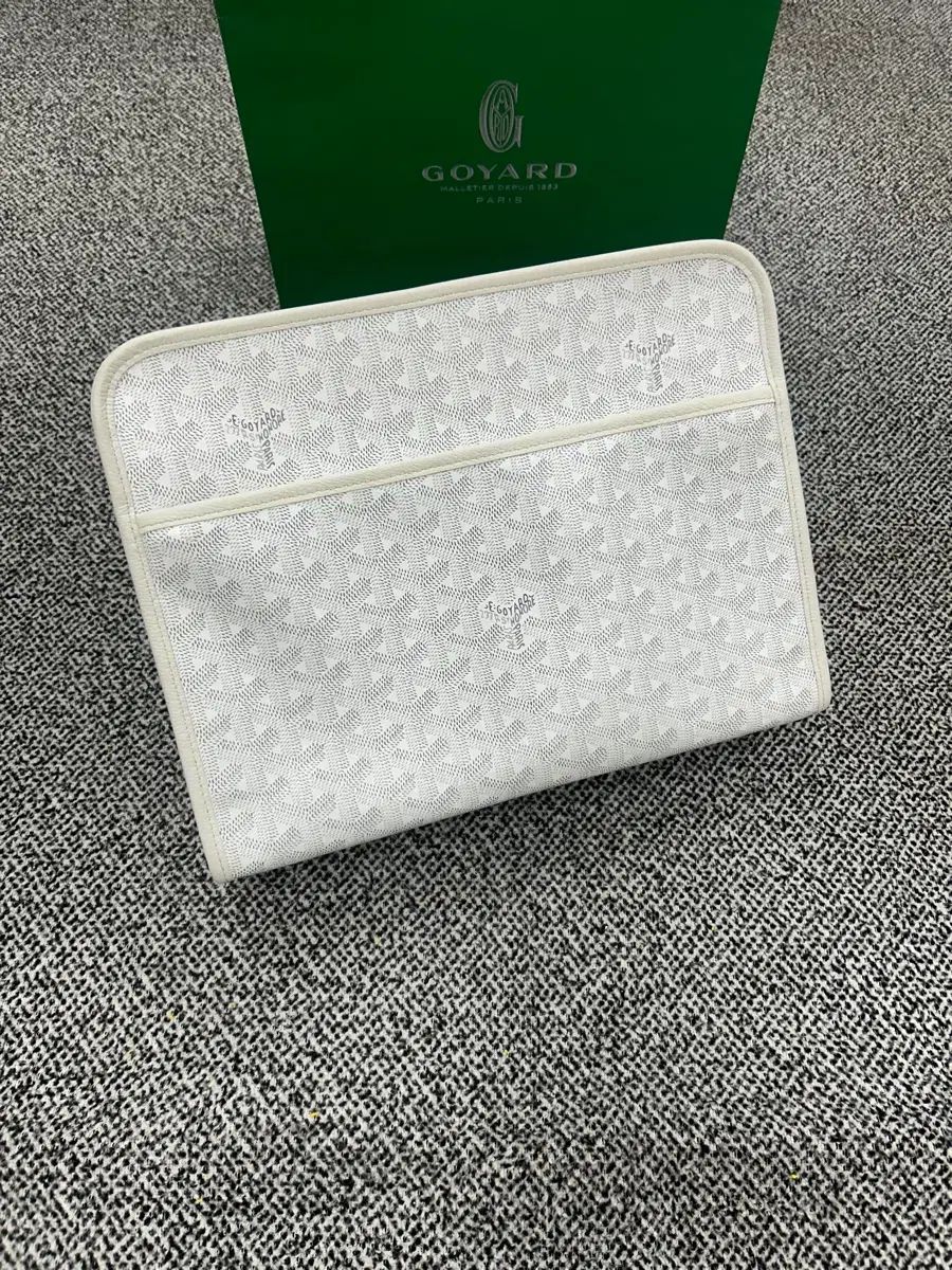 ゴヤール ジュール ヴァン ス GM 白