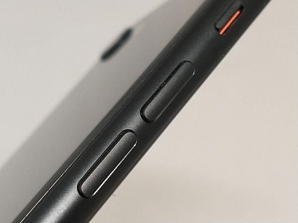  SoftBank SIMロックなし MXD 02 J A iPhone SE 第2世代 128 GB ブラック スマートフォン本体 スマートフォン 携帯電話