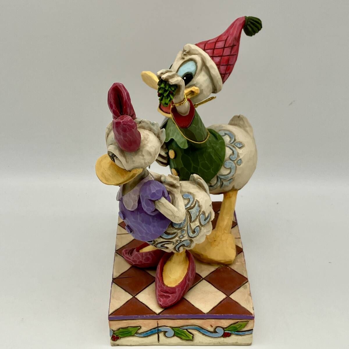 ドナルドダック クリスマス エネスコ デイジーダック スタチュー