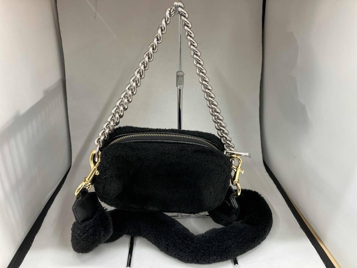 MARC JACOBS マークジェーコブス ブラック ロゴスタッズ THE PLUSH SNAPSHOT