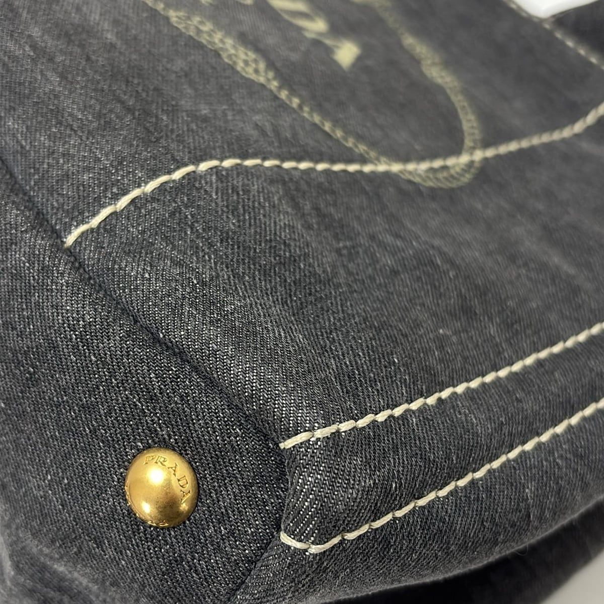 プラダ トートバッグ