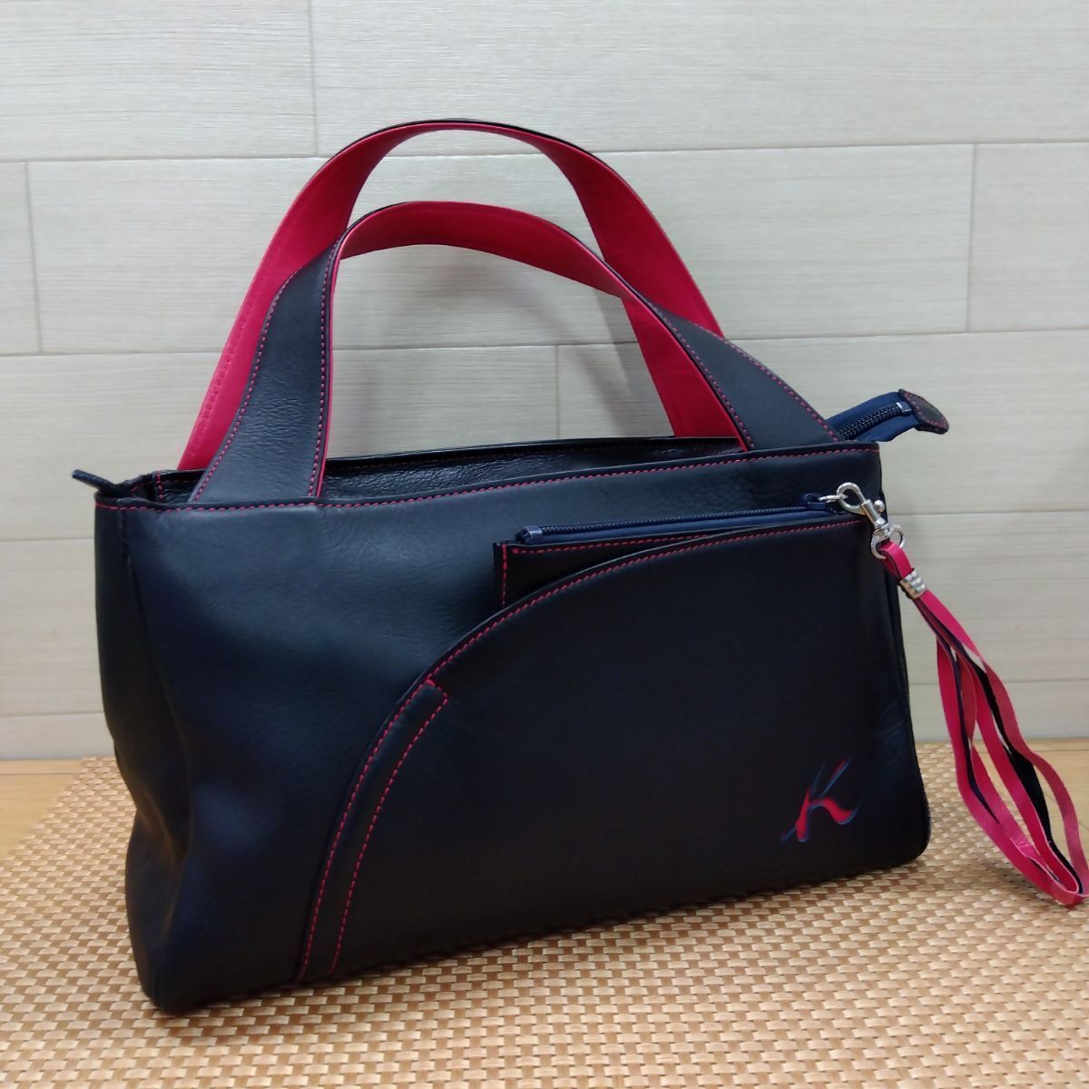 ハンドバッグ ポーチ付き