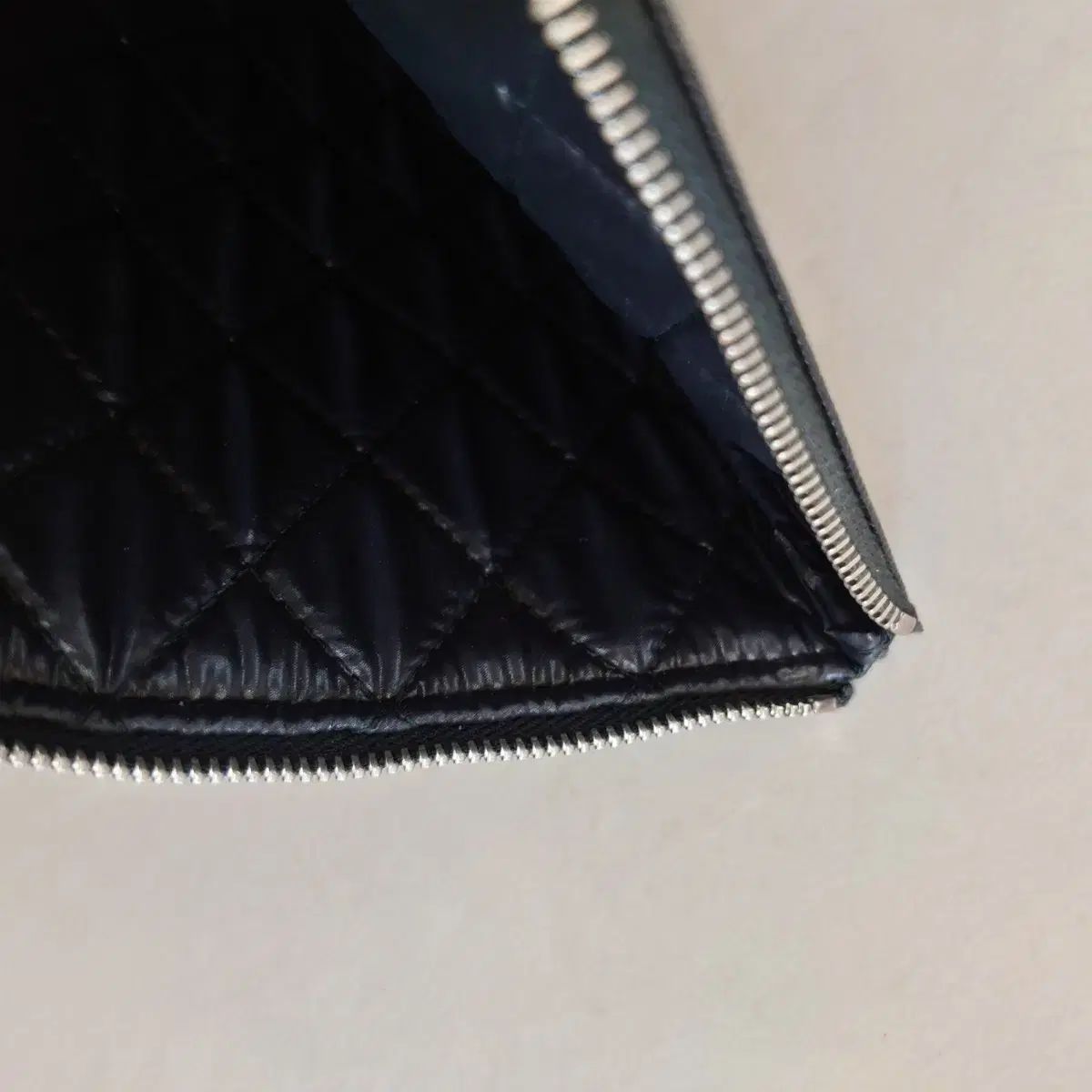  シャネル キャビア ドーヴィル クラッチバッグ large ラージ クラッチバッグ バッグ