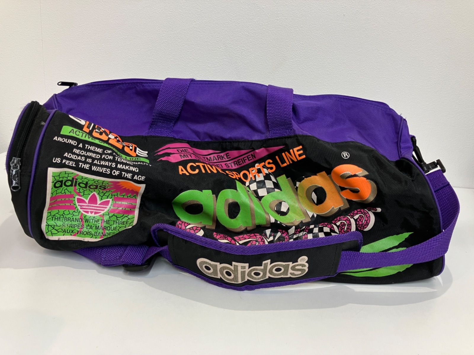 ☆adidas ボストンバッグ - メルカリ