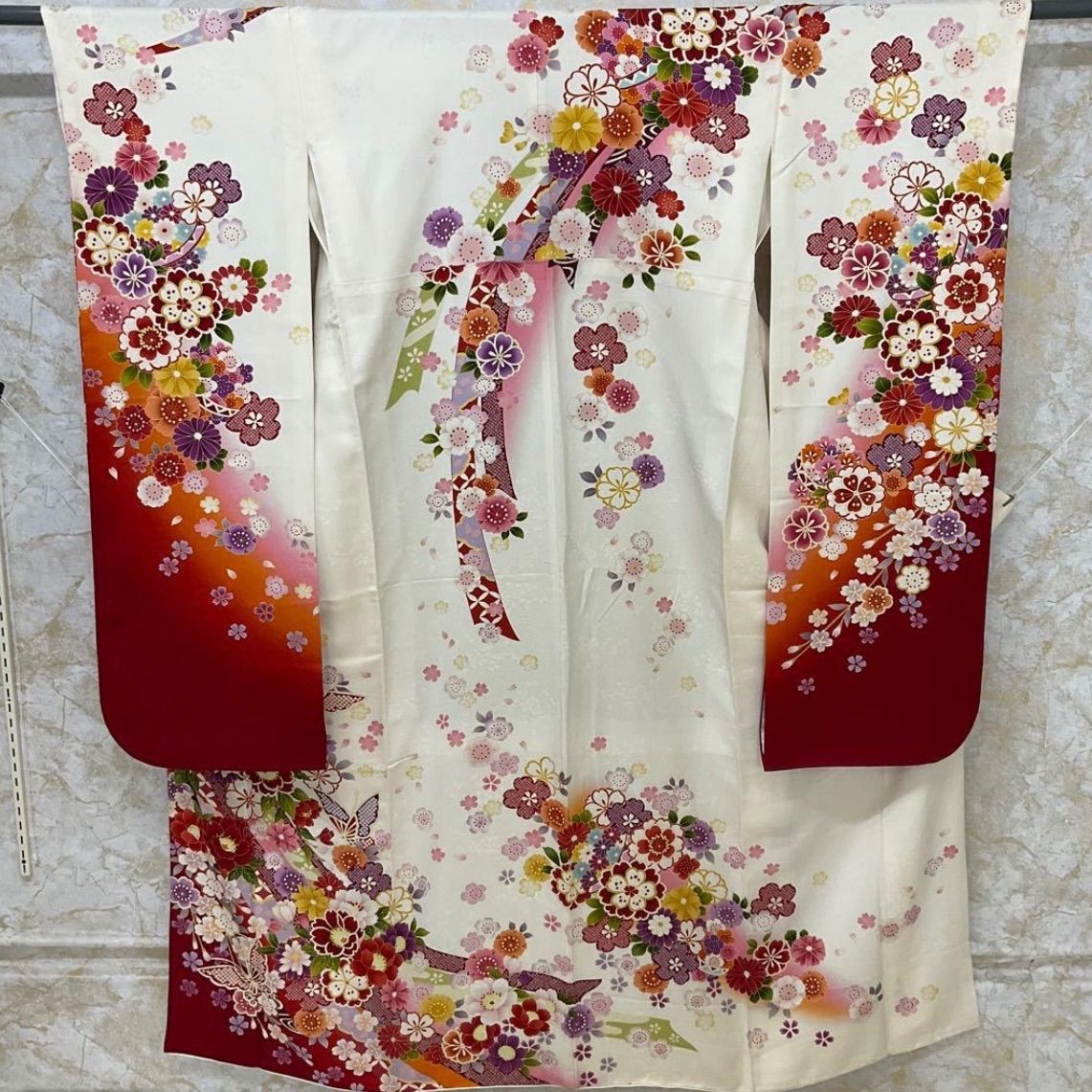 kimono+one◇kimonoarisa◇厳選◇素敵な振袖◇正絹◇袷◇金駒刺繍◇裄