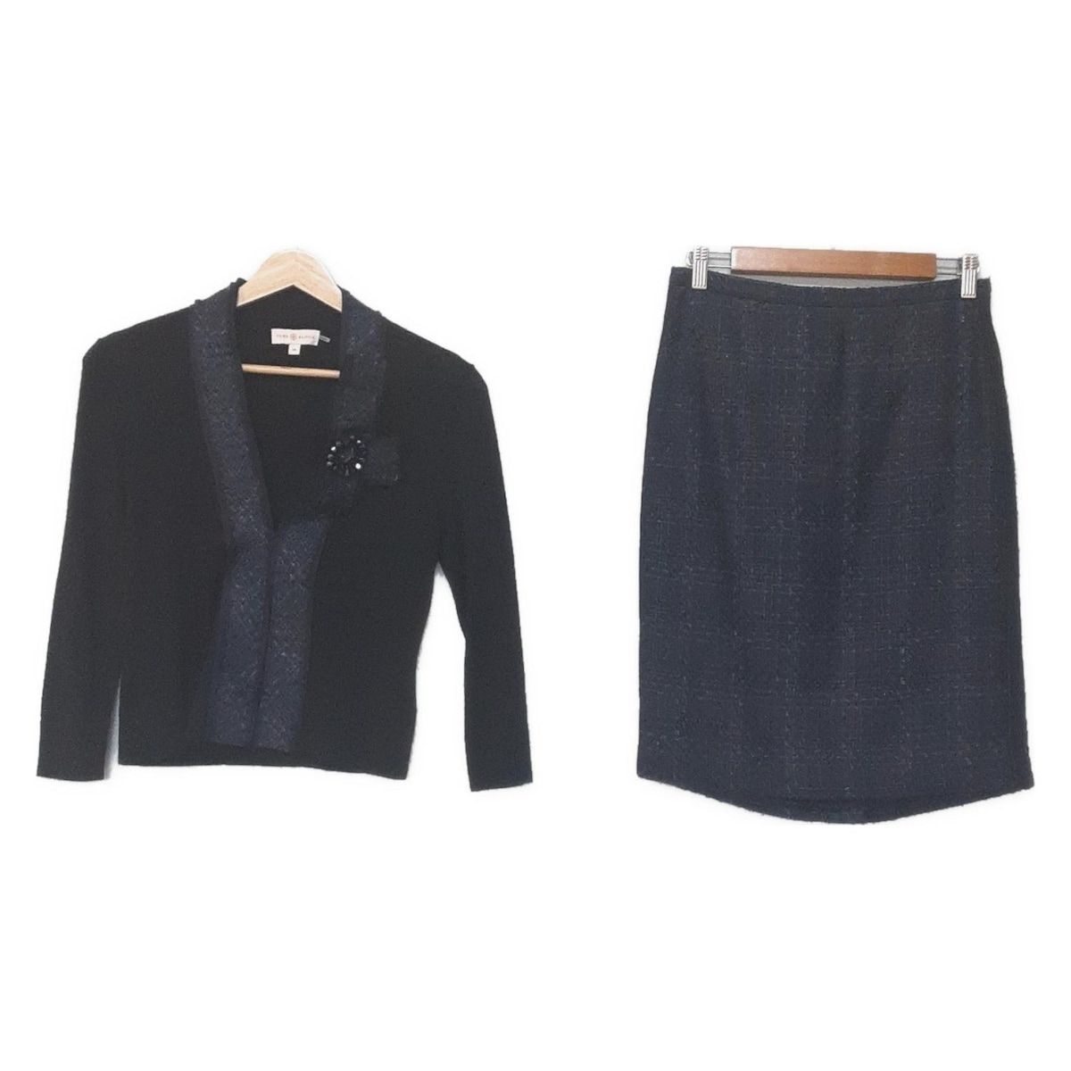 TORY BURCH トリーバーチ スカートセットアップ レディース - ネイビー×黒 ビーズ ビジュー リボン