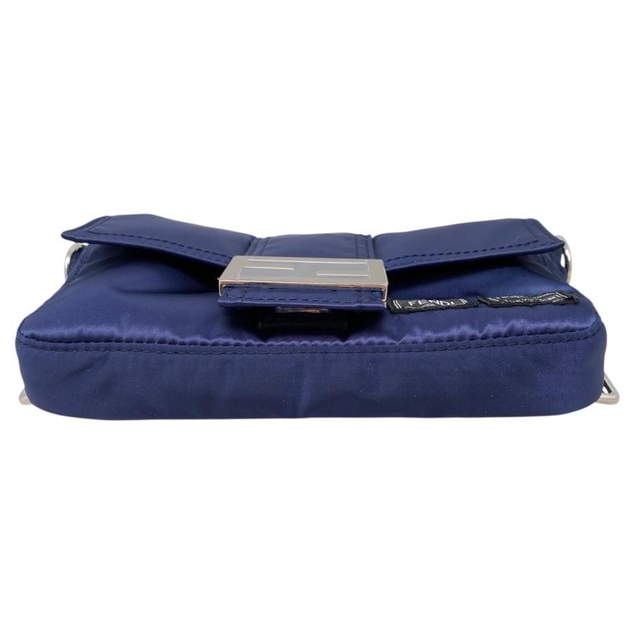 フェンディ バンドポーチ ナイロン×レザー ネイビー FFロゴ金具 フェンディ バンドポーチ ナイロン×レザー ネイビー FFロゴ金具