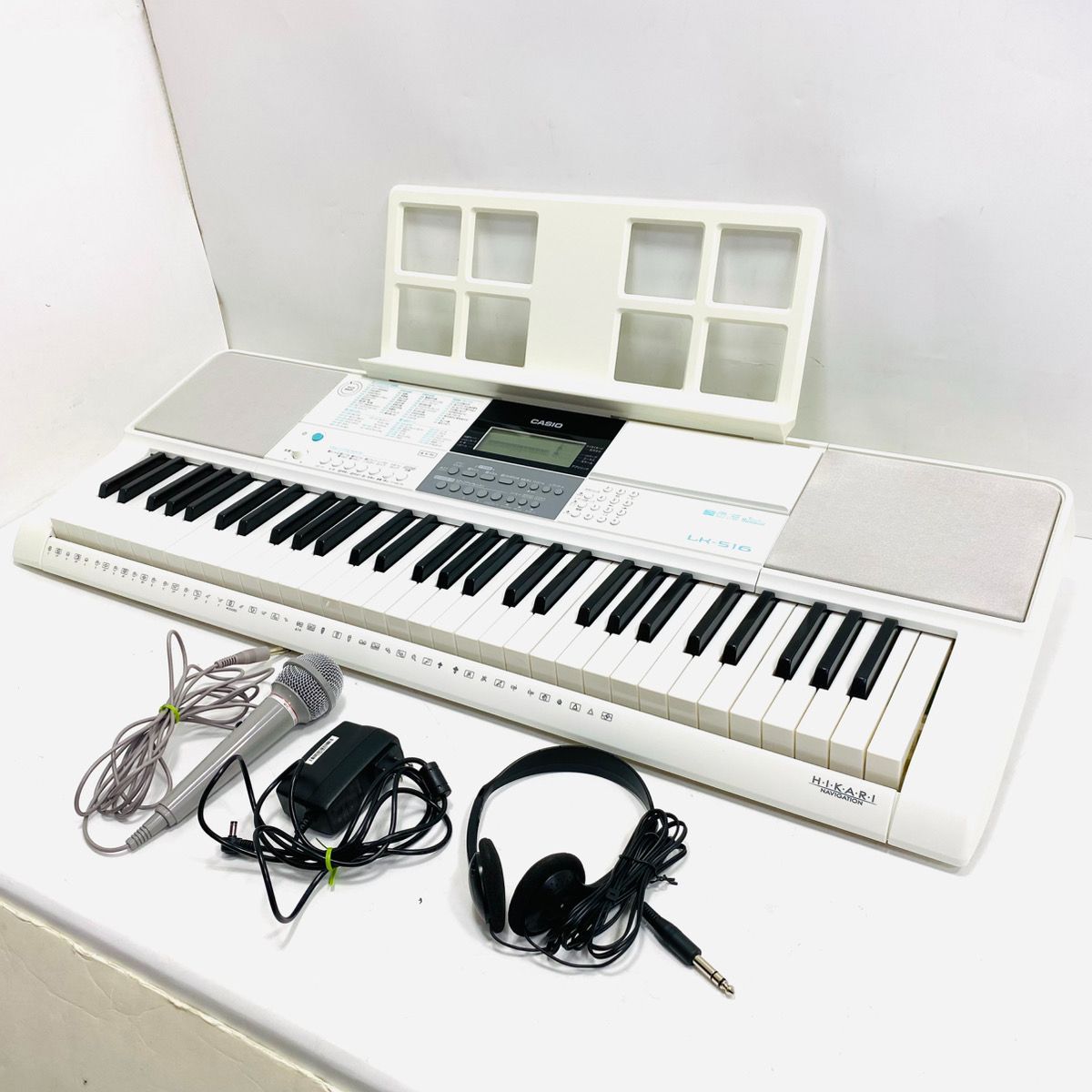動作良好♪ CASIO カシオ LK-516 光ナビゲーションキーボード 61鍵盤
