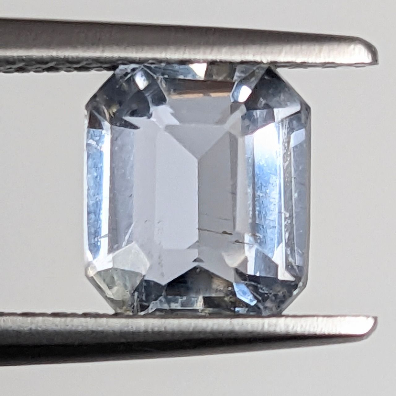 ミャンマー モゴック産