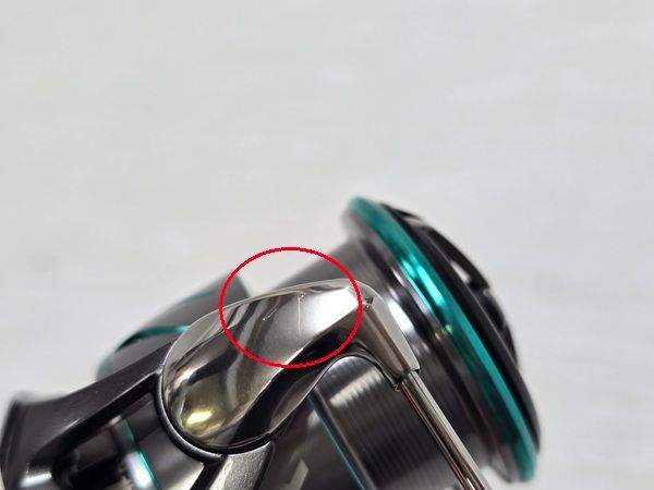  品 ダイワ Daiwa スピニングリール 25 エメラルダス エア PC LT 2500 DH 箱あり 〇YR 19638〇 スピニングリール リール