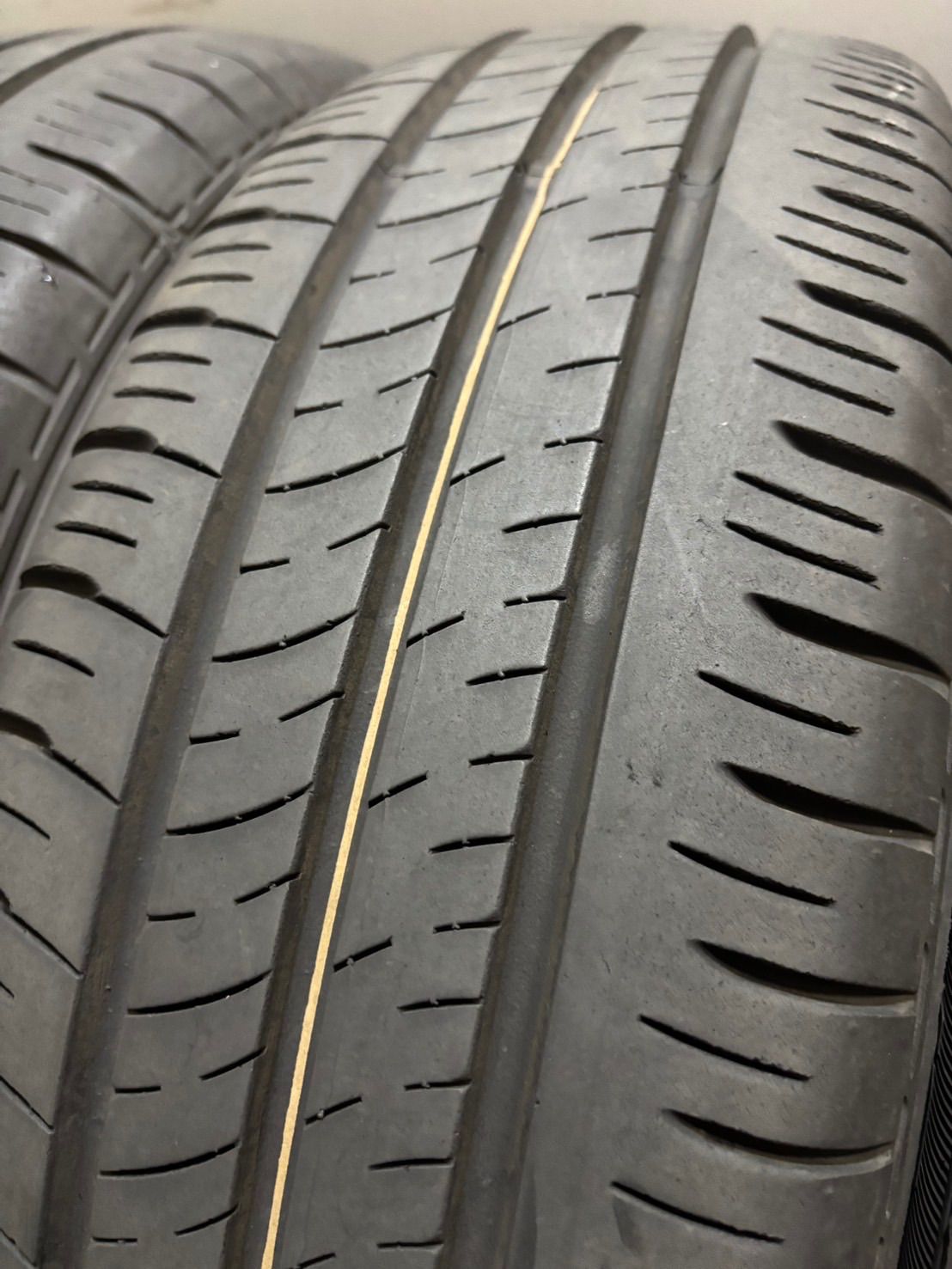  185 65 R 15 DUNLOP ENASAVE EC 300 22年製 夏タイヤ サマータイヤ 4本 ダンロップ エナセーブ アクア シエンタ フリード 4 L 93 15インチ サマータイヤ ノーマルタイヤ