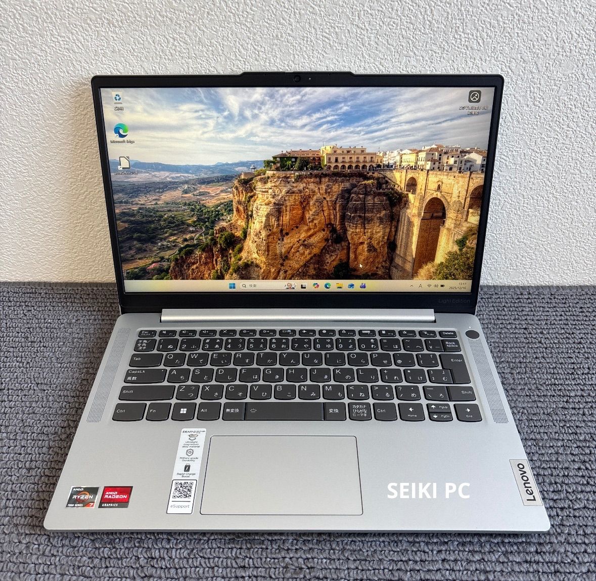 Lenovo IdeaPad Slim 5 light 14 ABR 8 AMD Ryzen 7 7730 U メモリ16 GB SSD 512 Win 11 指紋認証