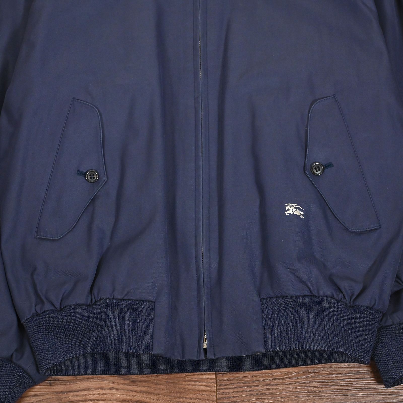 バーバーリー　ハリントンジャケット　ノヴァチェック　短丈　ネイビー バーバーリー ハリントンジャケット ノヴァチェック 短丈 ネイビー