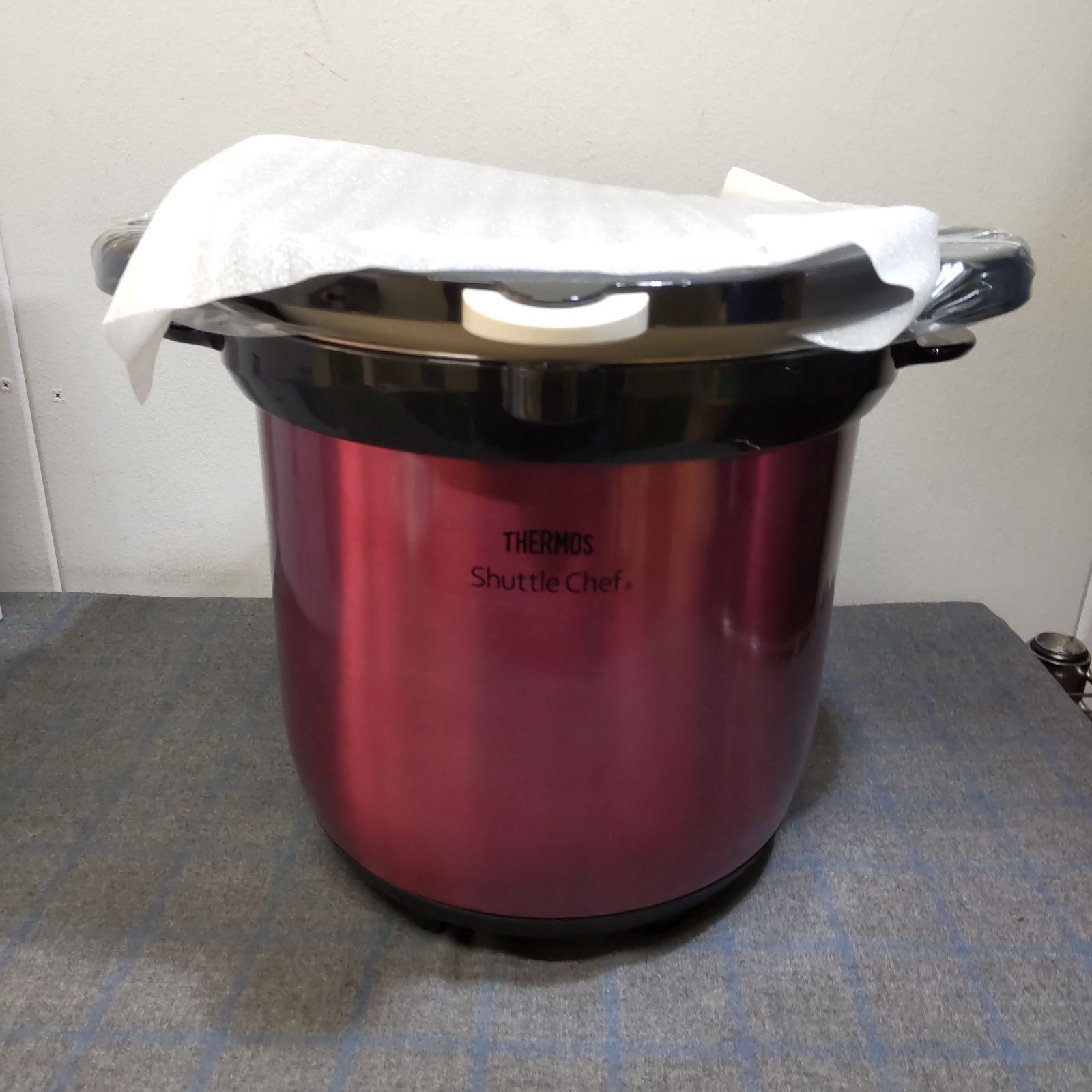 未使用　サーモス　真空保温調理器　THERMOS　KBH-4501　ローズピンク 新品未使用品】THERMOS サーモス 真空保温調理器 シャトルシェフ 4.5L