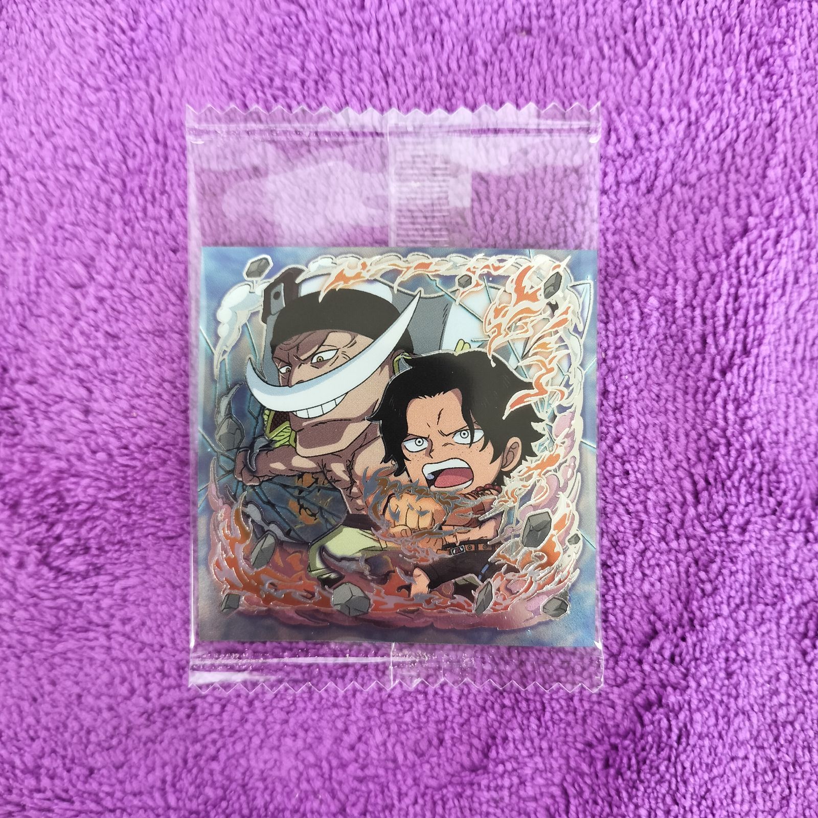 10.白ひげ＆エース 1枚 ワンピース 自由な未来 にふぉるメーション