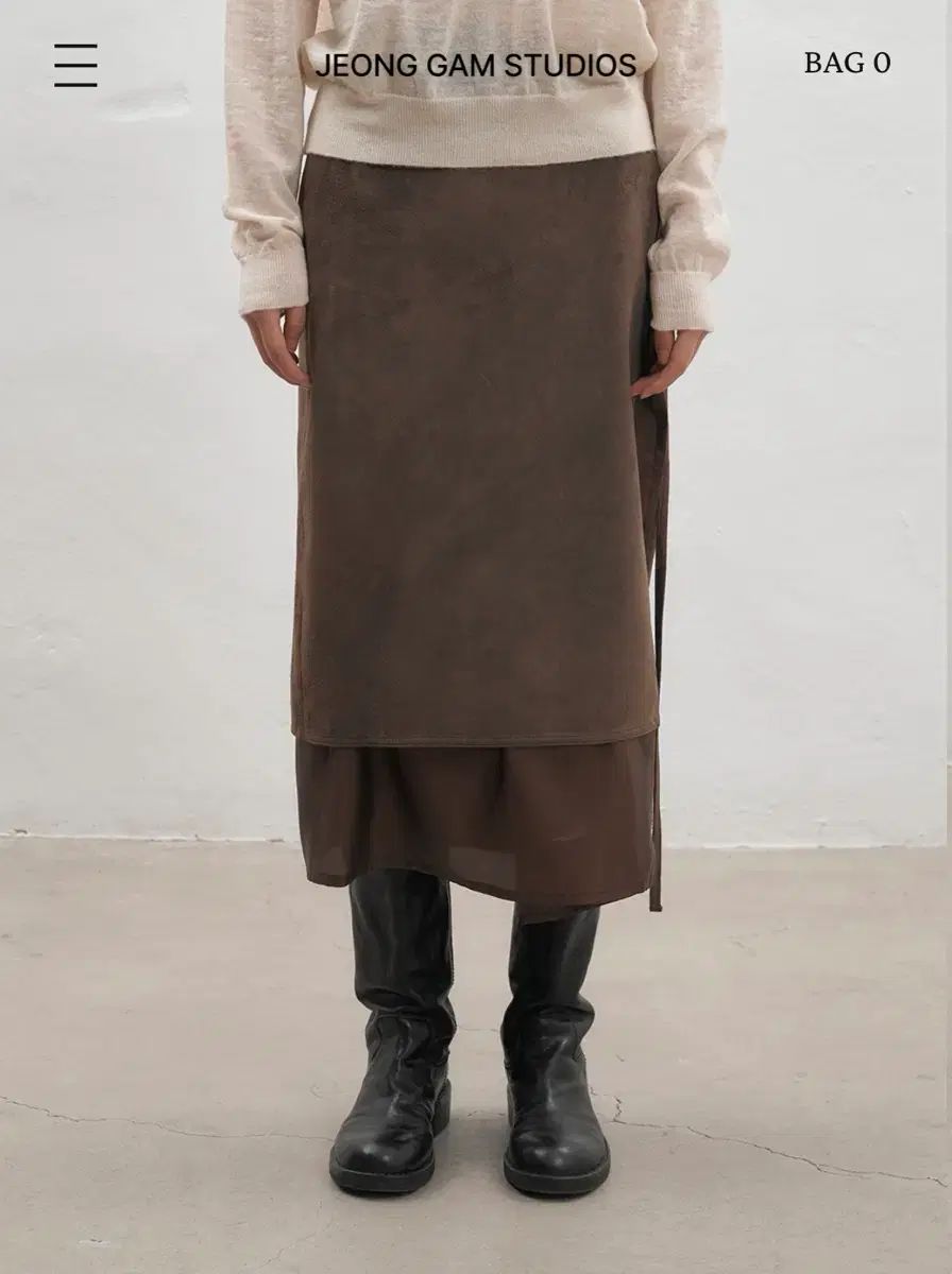 정감スタジオ スウェード スカート
