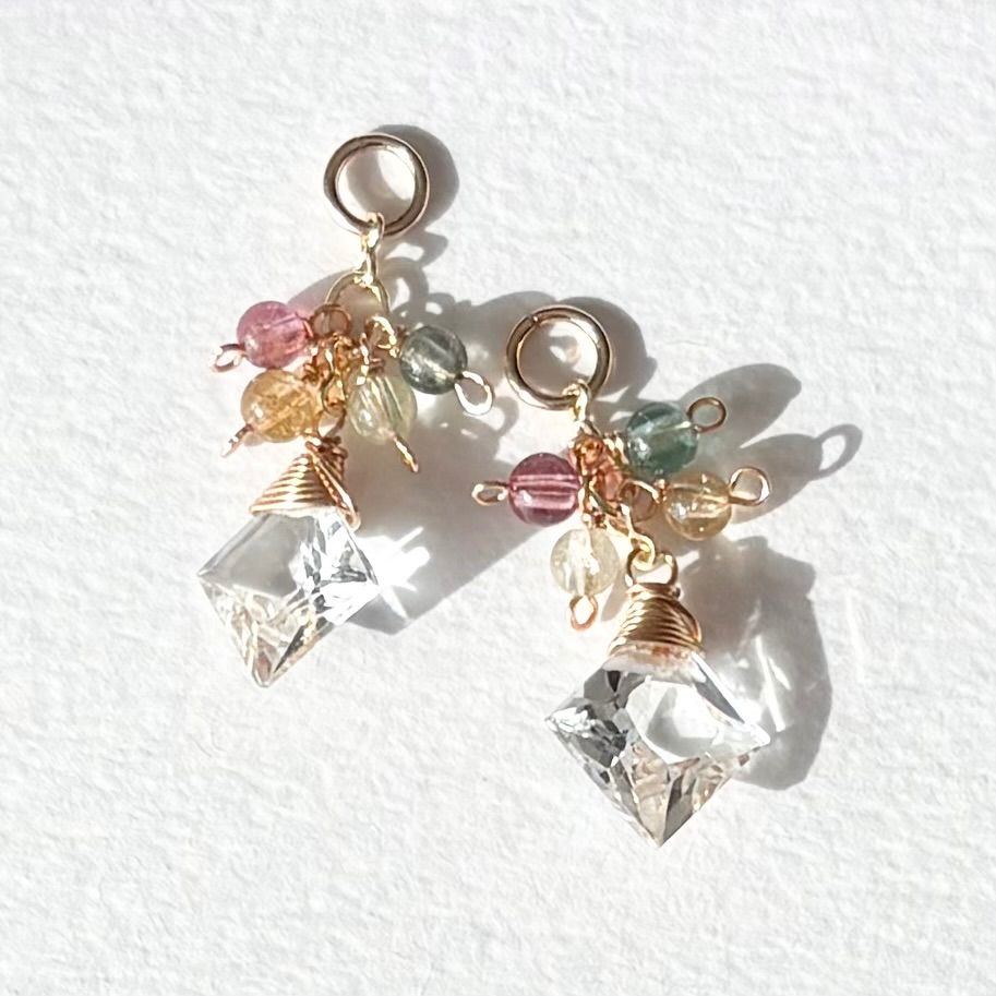 ホワイトトパーズ＆トルマリンのチャーム【14kgf】 - メルカリ