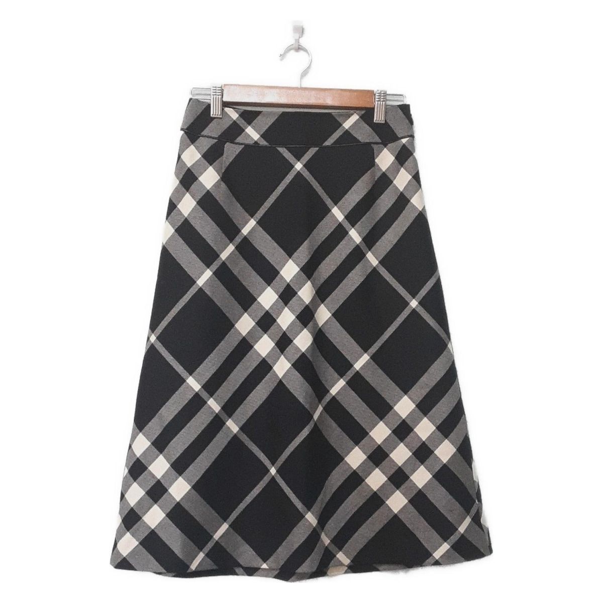 Burberry LONDON(バーバリーロンドン) ロングスカート サイズ38 L
