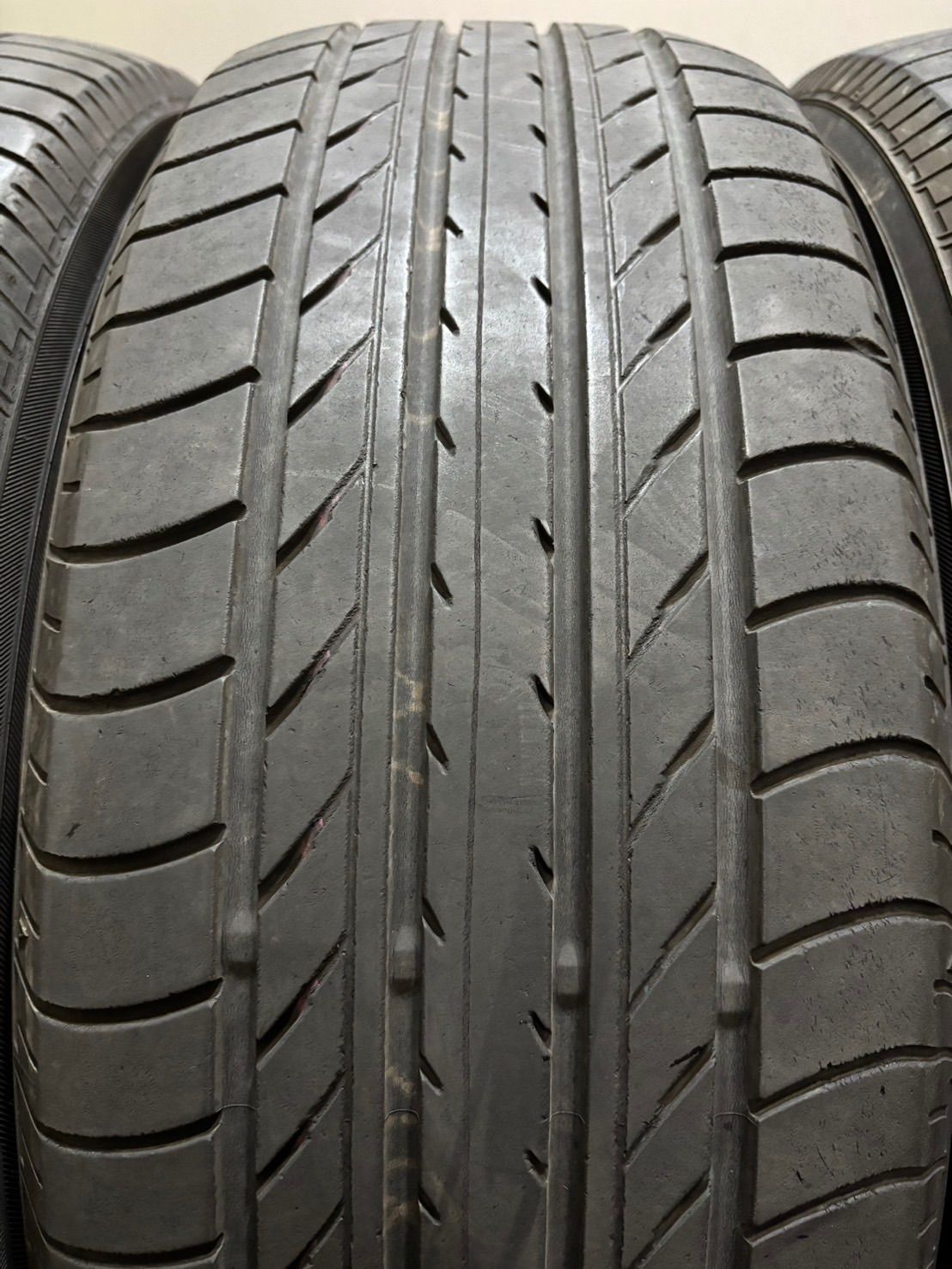  225 60 R 17 BluEarth E 70 20年製 夏タイヤ サマータイヤ 4本 ヨコハマ ノア ヴォクシー ステップワゴン XV 南6 L 96 17インチ サマータイヤ ノーマルタイヤ