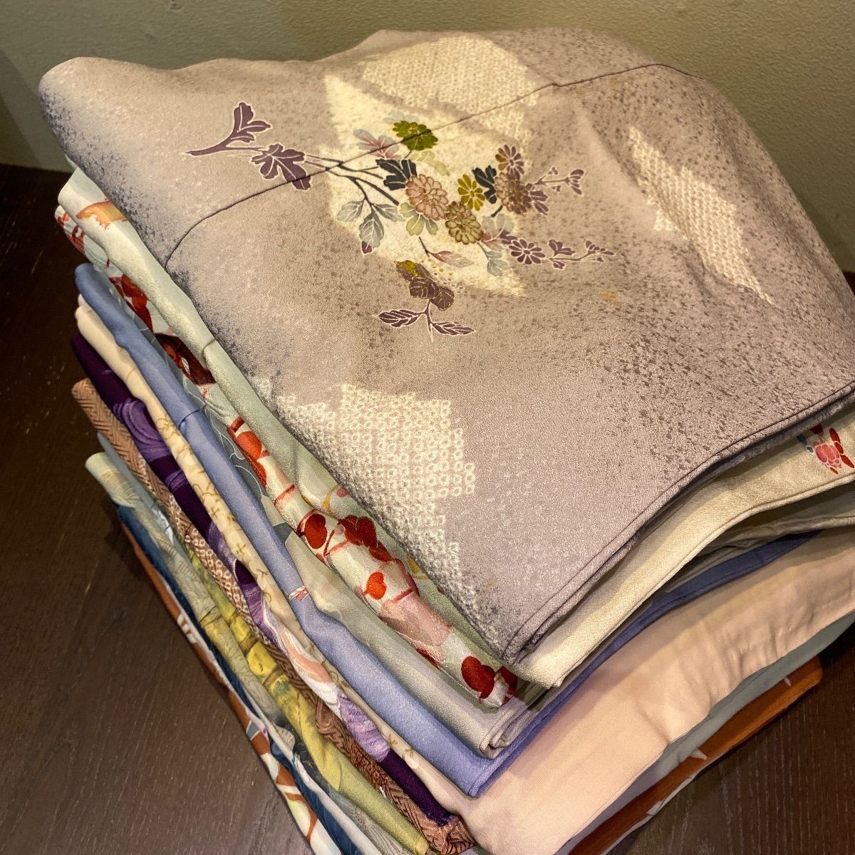 まとめ売り】正絹訪問着15枚 リメイク素材 ハンドメイド向け - メルカリ