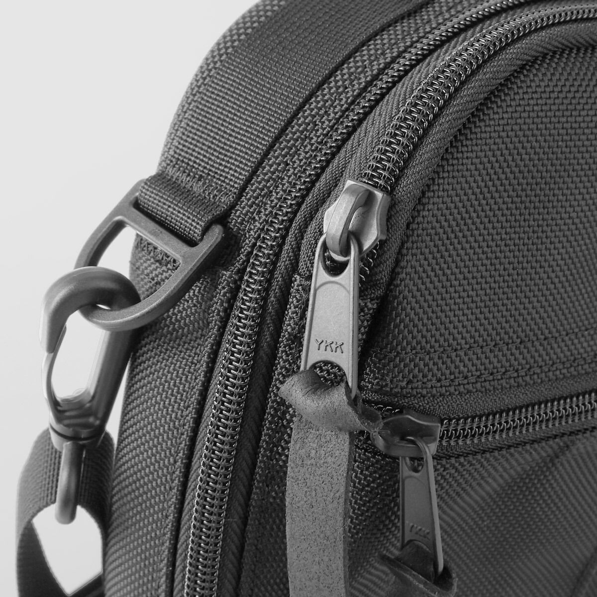 ショルダーバッグ